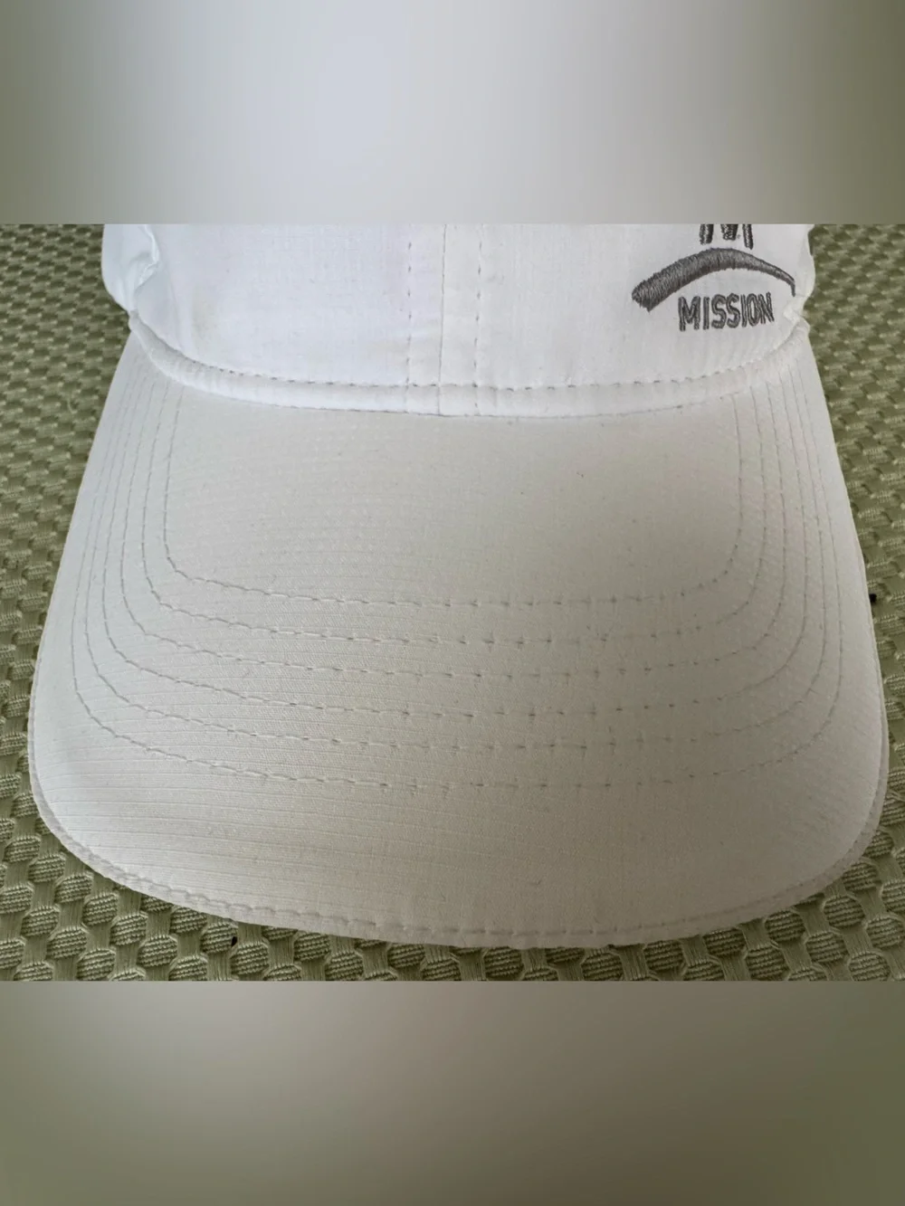 Mission White OS Enduracool Performance Adjustable Running Cap NWOT